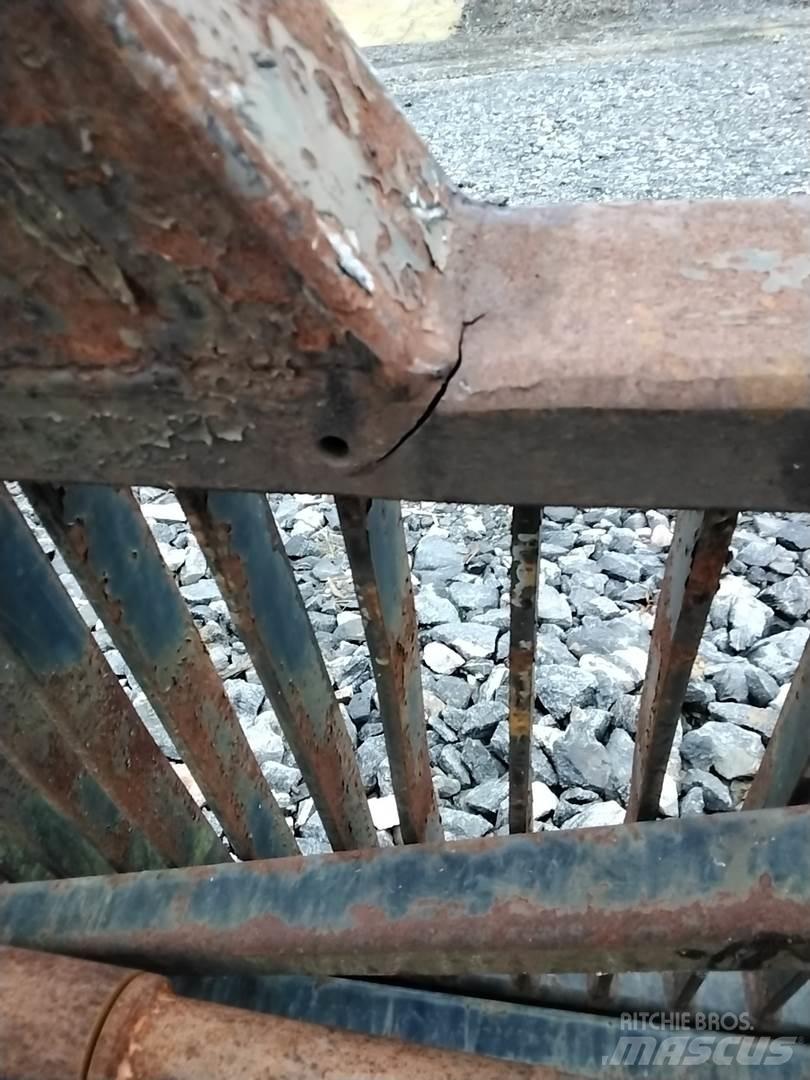 Valmet 860 Druge komponente