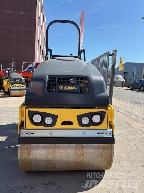 Bomag BW 90 AD-5 Dvojni valjarji