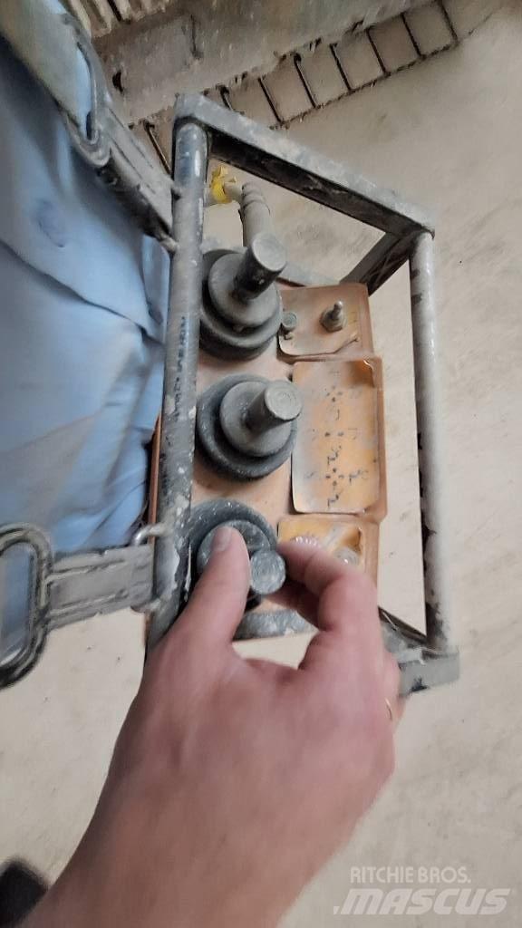 Aliva AL 302 Pripomočki za betonska dela