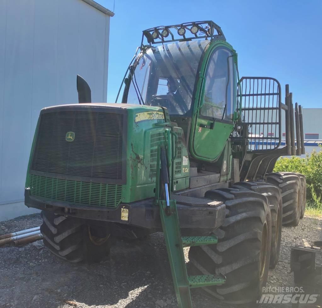 John Deere 1110 E Forwarderji