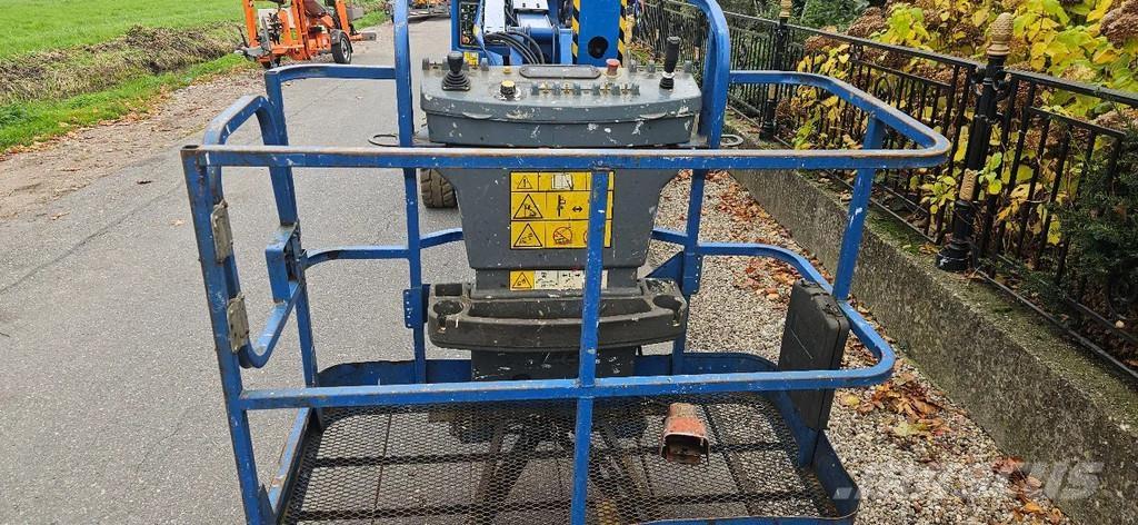 JLG E450aj Zglobne dvižne ploščadi