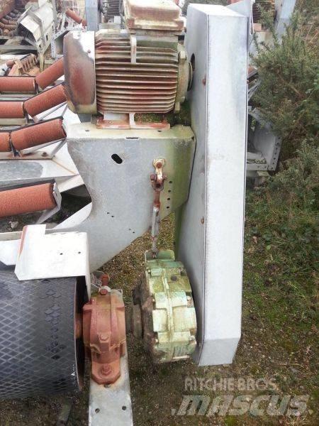  Inconnue 1,00 x 30 m Transportni trakovi