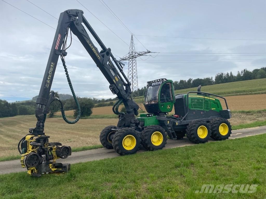John Deere 1270G 8WD Harvesterji