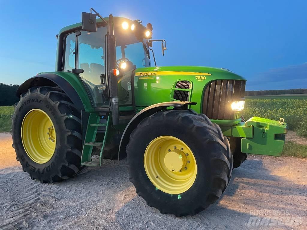 John Deere 7530 Traktorji