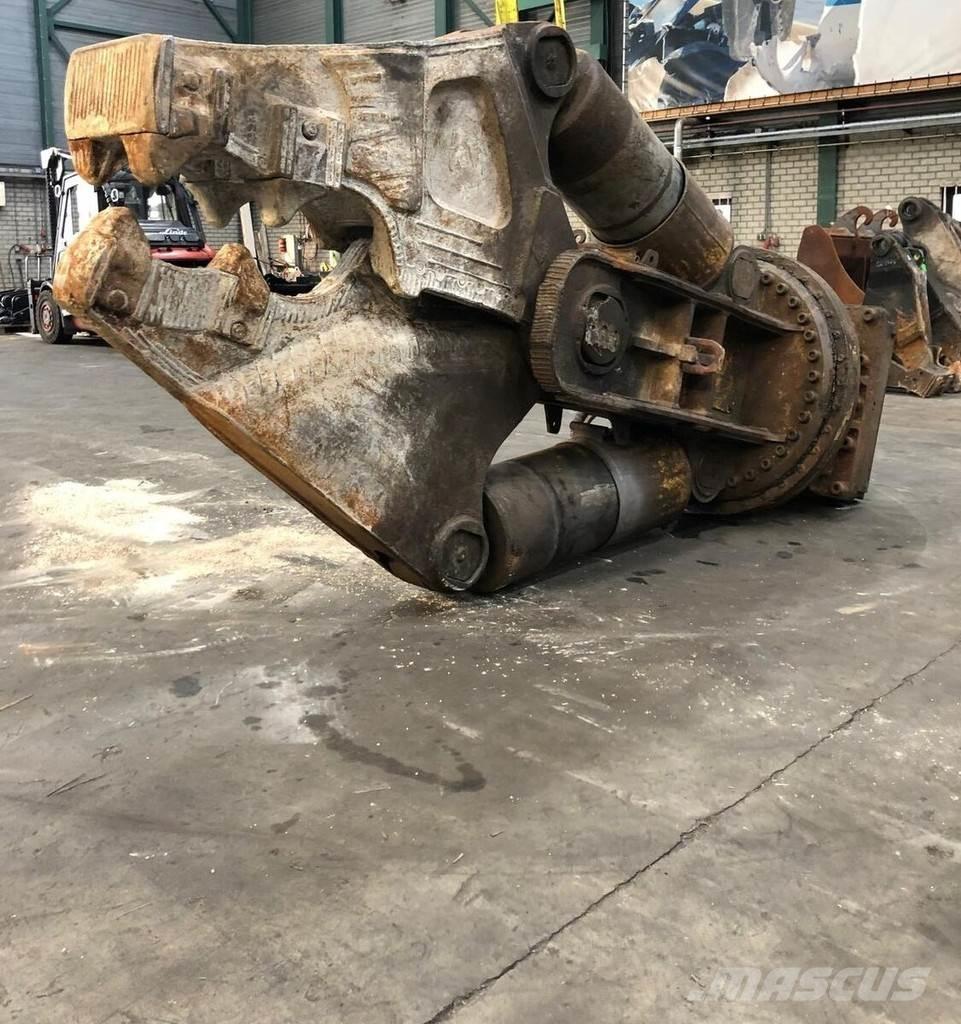 Atlas Copco CC6000 Klešče