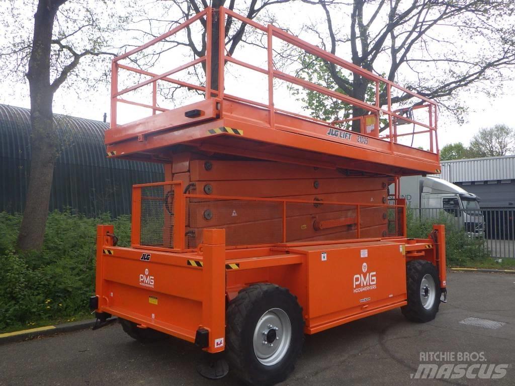 JLG 210-25 Škarjaste dvižne ploščadi