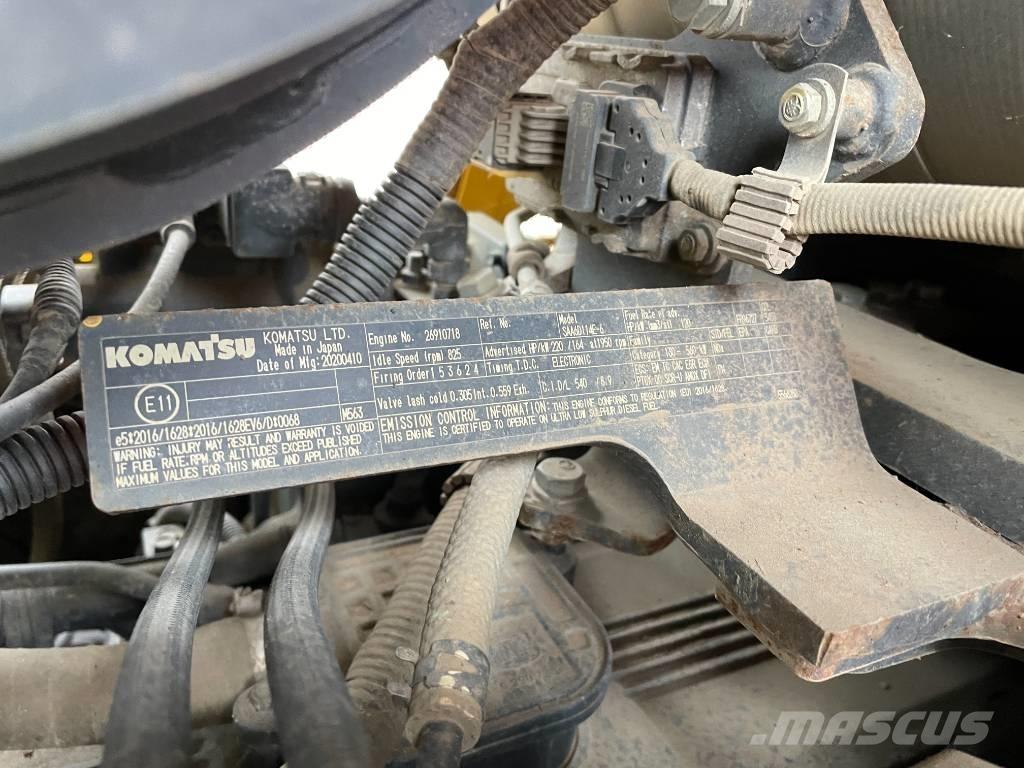 Komatsu D 65 PX-18E0 Buldožerji goseničarji