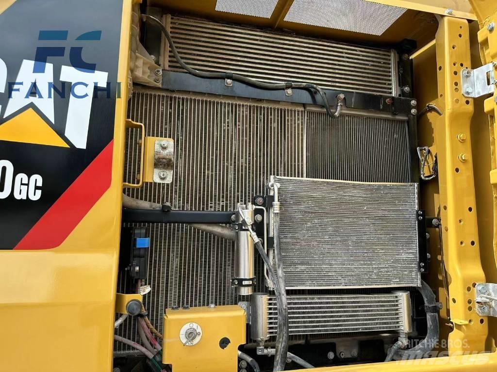 CAT 330GC Bagri za prekladanje primarnih/sekundarnih surovin