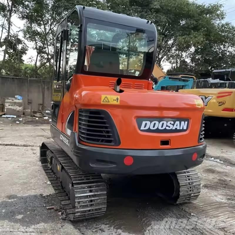 Doosan DX55-9C Mini bagri <7t