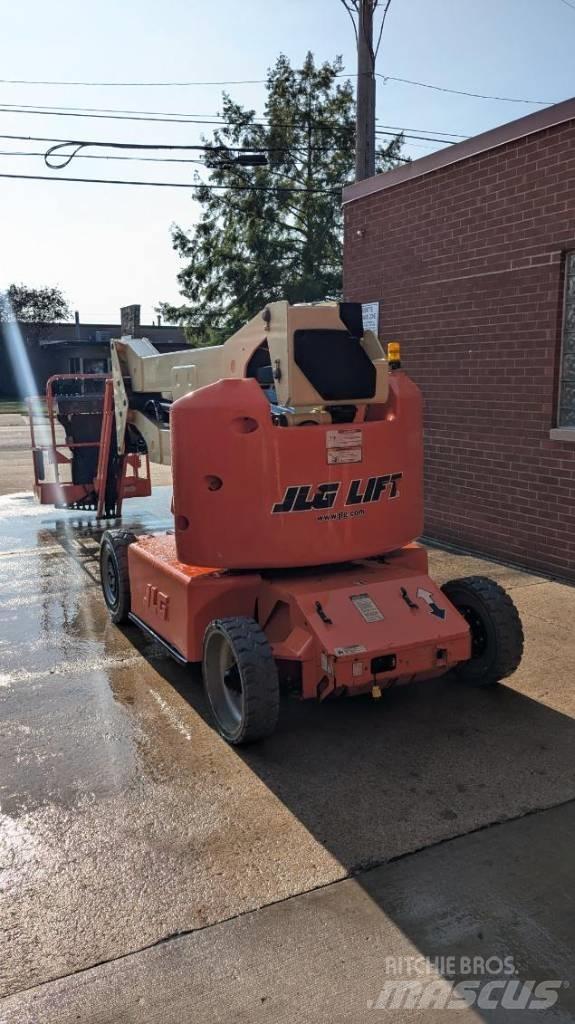 JLG E 400 AJPN Zglobne dvižne ploščadi