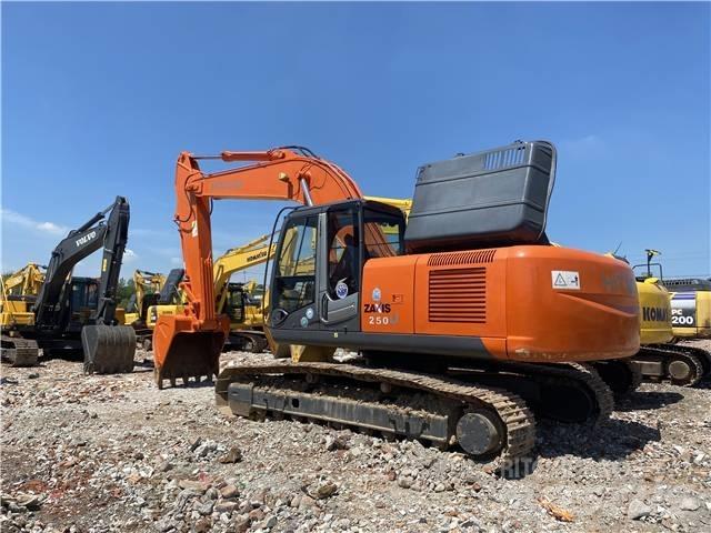 Hitachi ZX 250 Bagri goseničarji