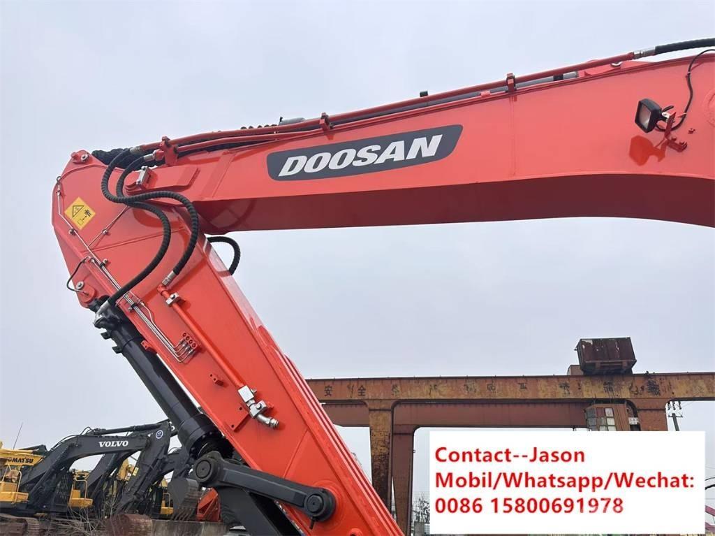 Doosan DX 300 LCA Bagri goseničarji