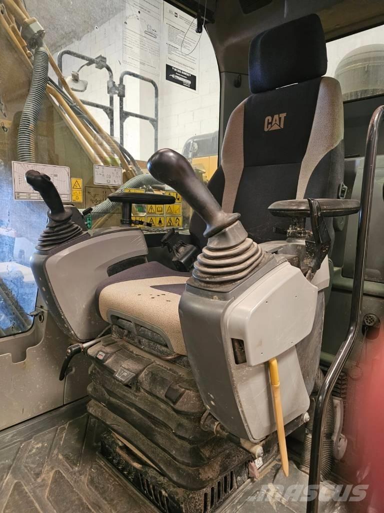 CAT 320 E Bagri goseničarji