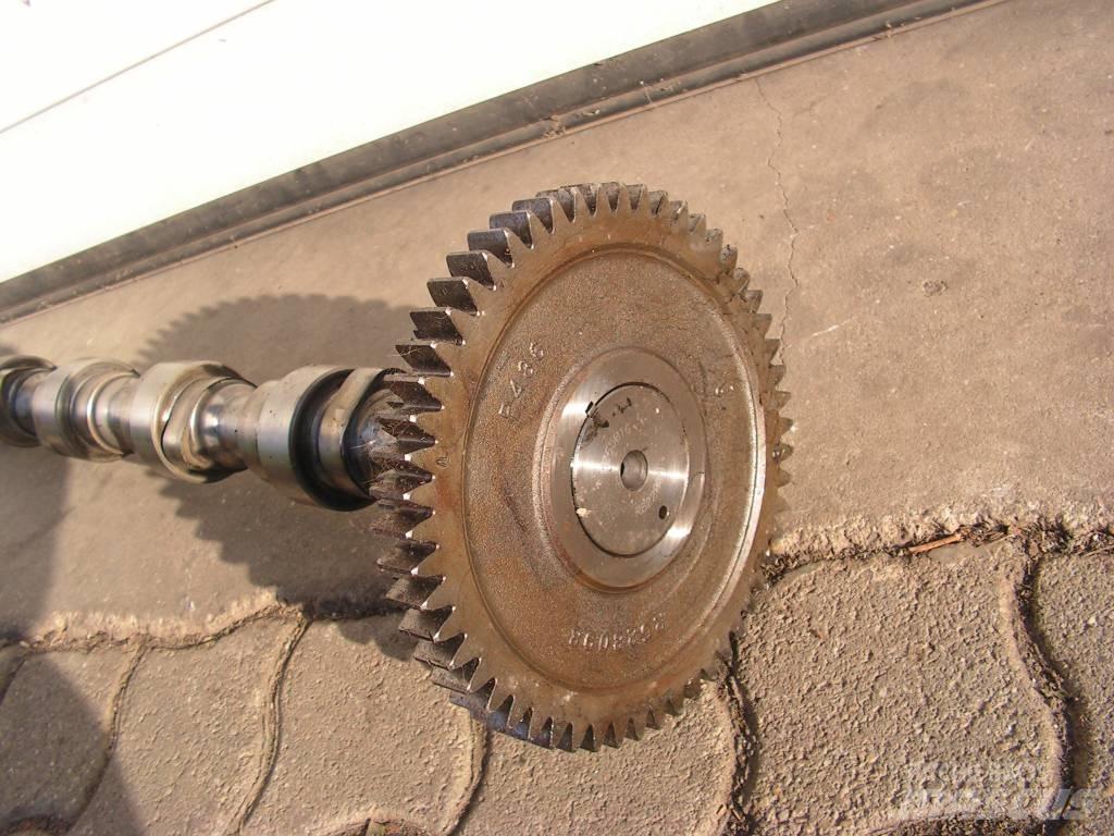 John Deere 8245 R Motorji