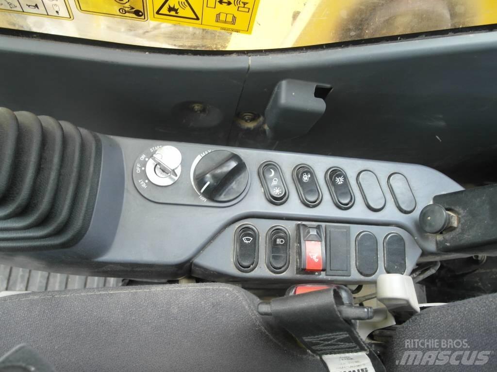 Komatsu PC 210 LC-11 Bagri goseničarji
