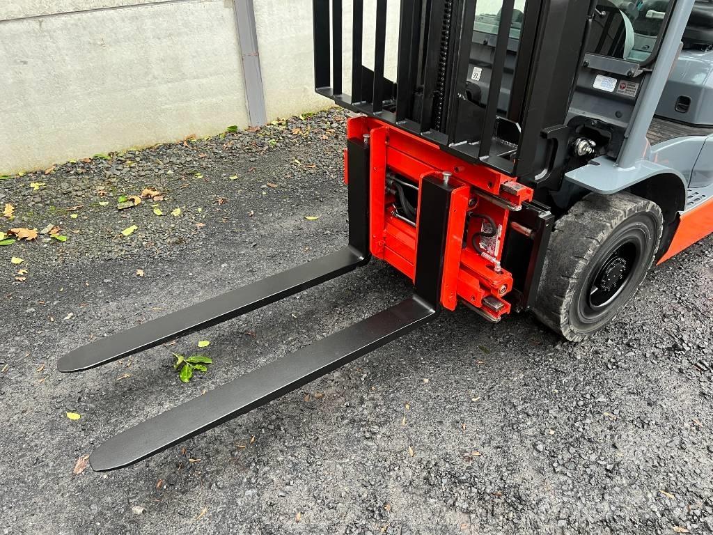 Toyota 02-8FGF25 Plinski viličarji