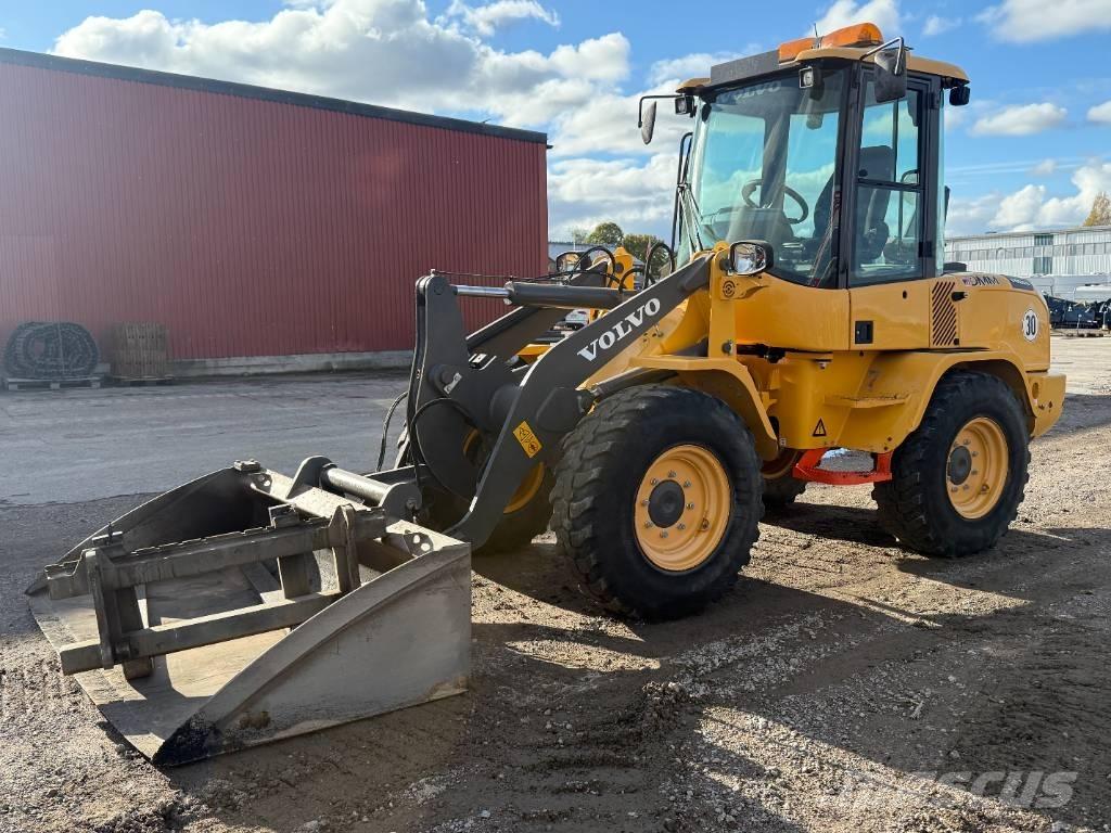 Volvo L30G Speeder Kolesni nakladalci