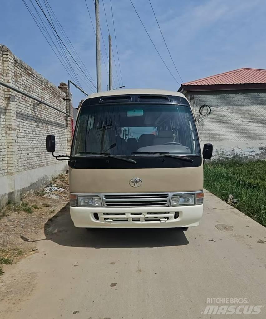 Toyota Coaster Bus Mini avtobusi