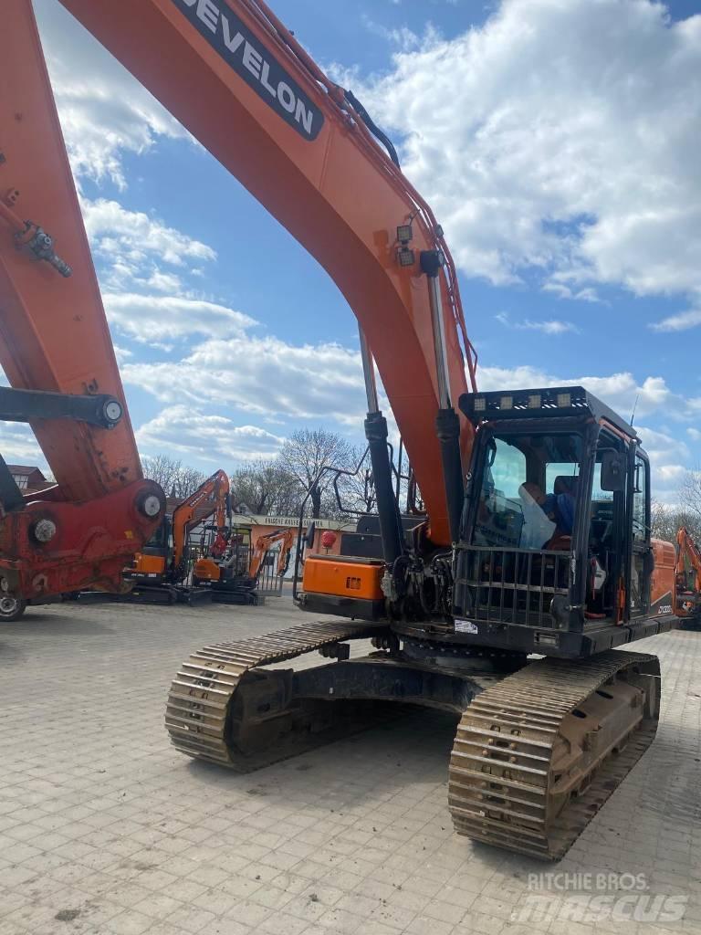 Doosan DX 300 LC-5 Bagri goseničarji