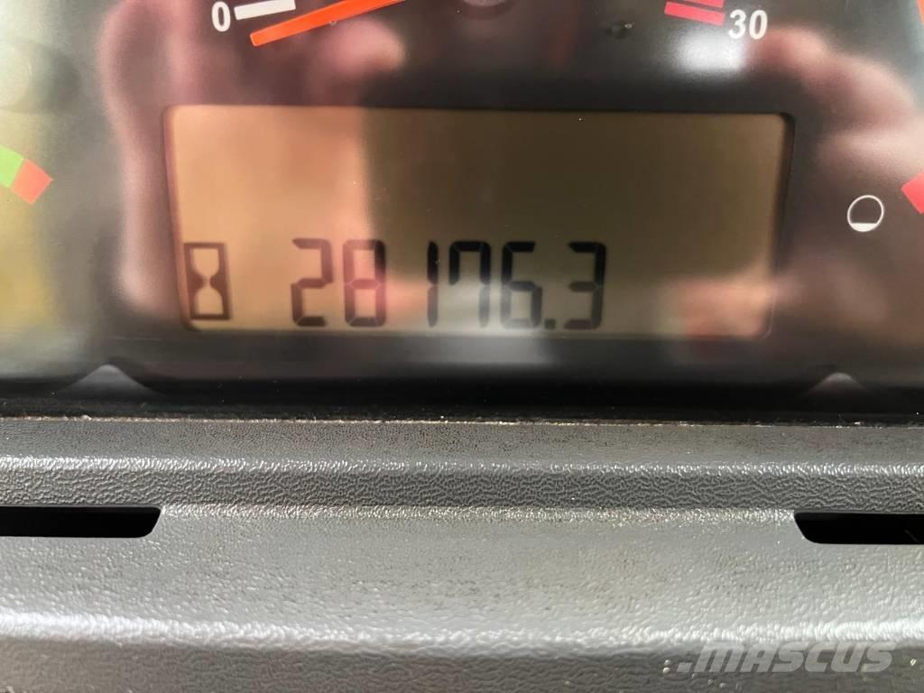 CAT D 9 T Buldožerji goseničarji