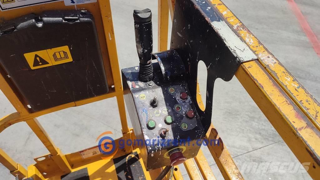 Haulotte Compact 8 Škarjaste dvižne ploščadi