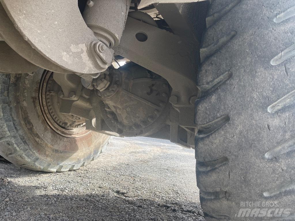 Terex TA 40 Zglobni demperji