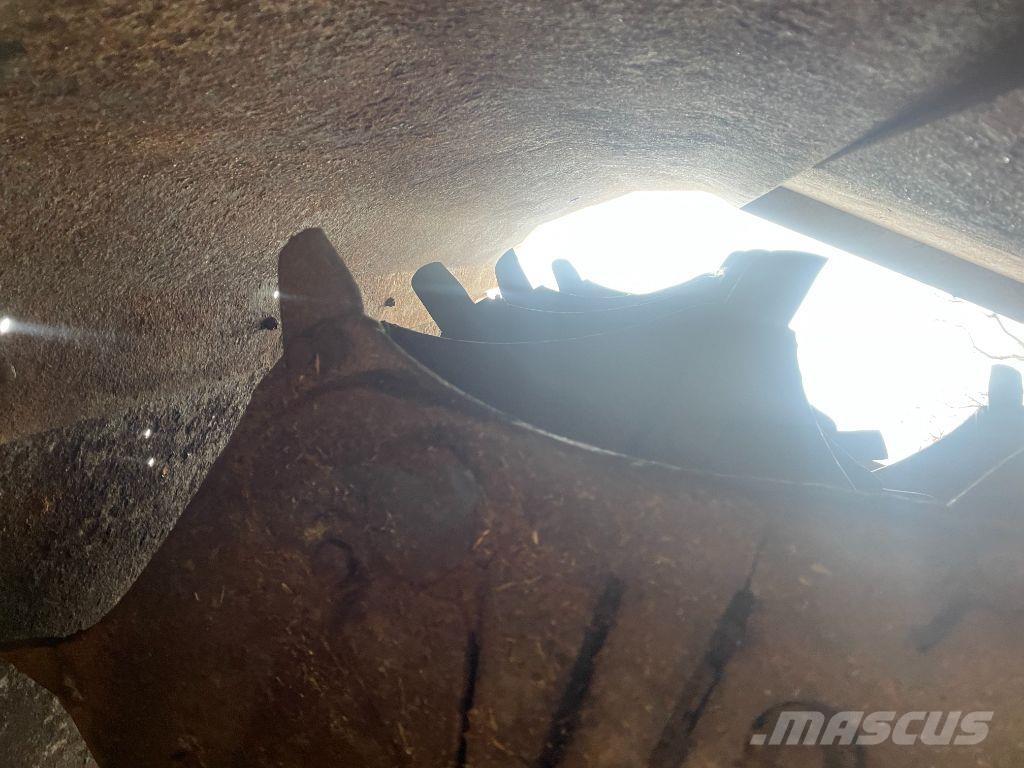 Samson SP 12 Trosilniki gnoja