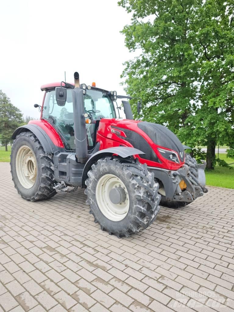Valtra T 234 Direct Traktorji