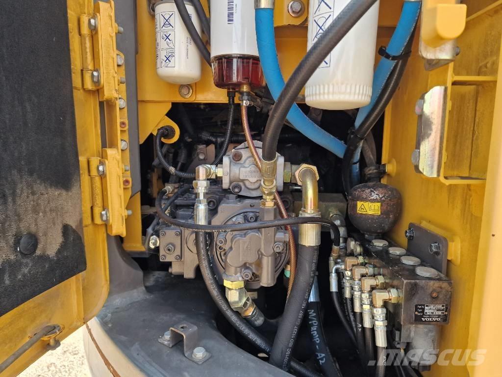Volvo ECR 145 D Bagri goseničarji