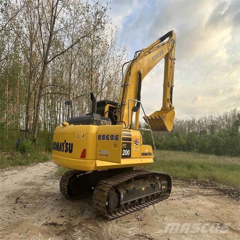 Komatsu pc200-8 Bagri goseničarji