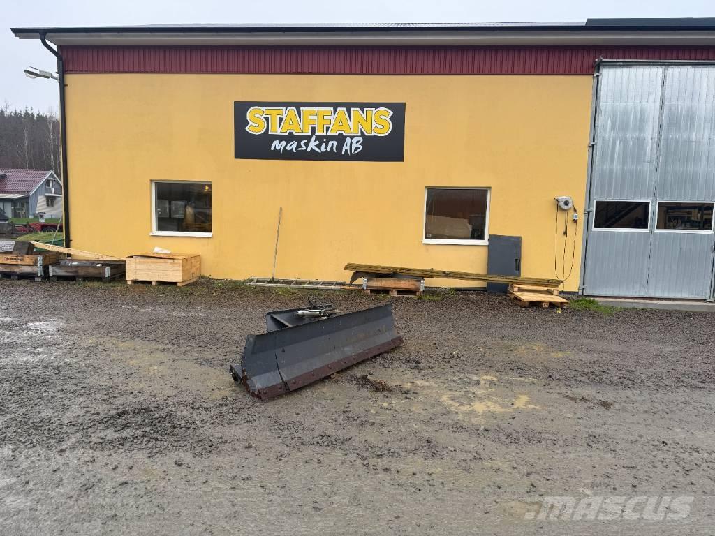 Sami Frontblad Snežne deske in plugi