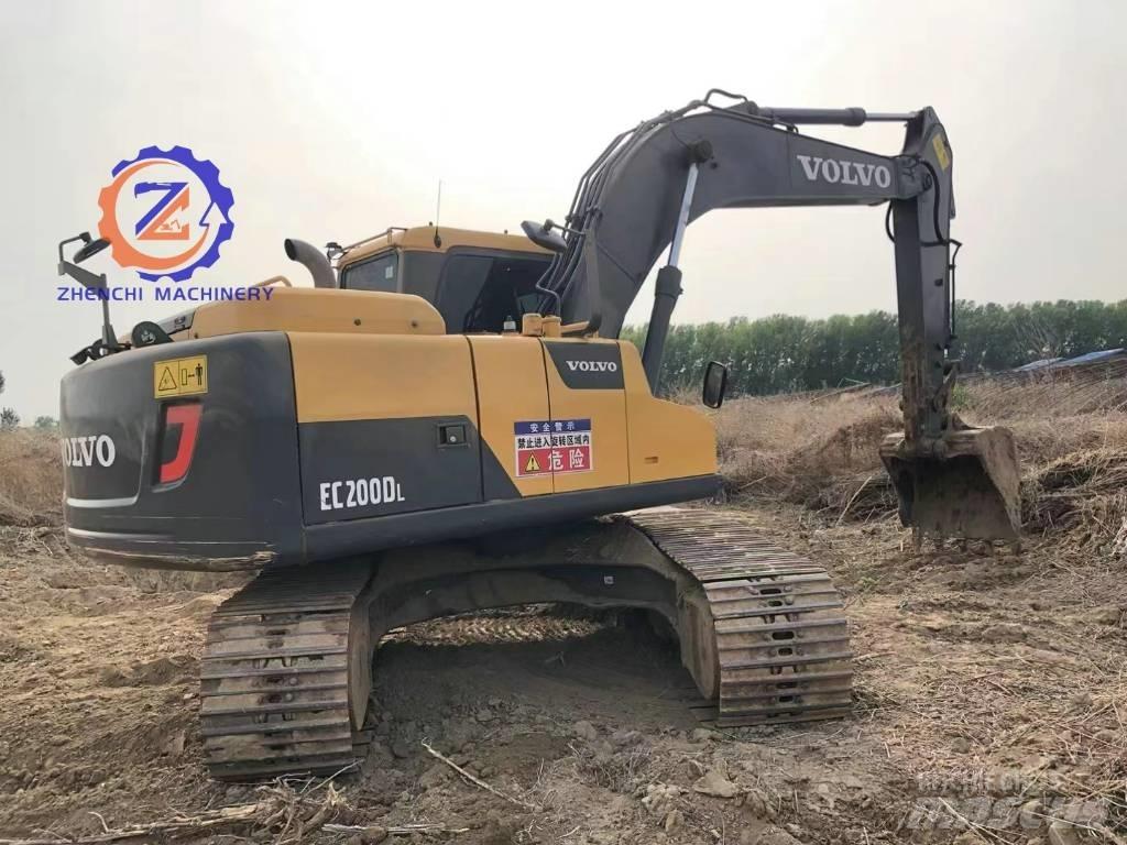 Volvo EC 200 Bagri goseničarji