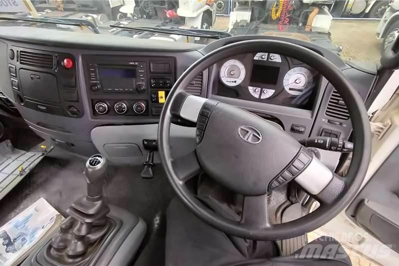 Tata PRIMA 3338K Drugi tovornjaki