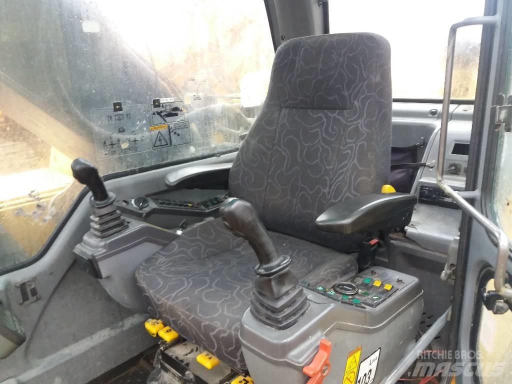 Volvo EC 240 B LC Bagri goseničarji