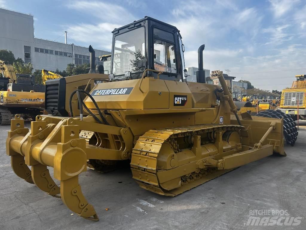 CAT D7G Buldožerji goseničarji