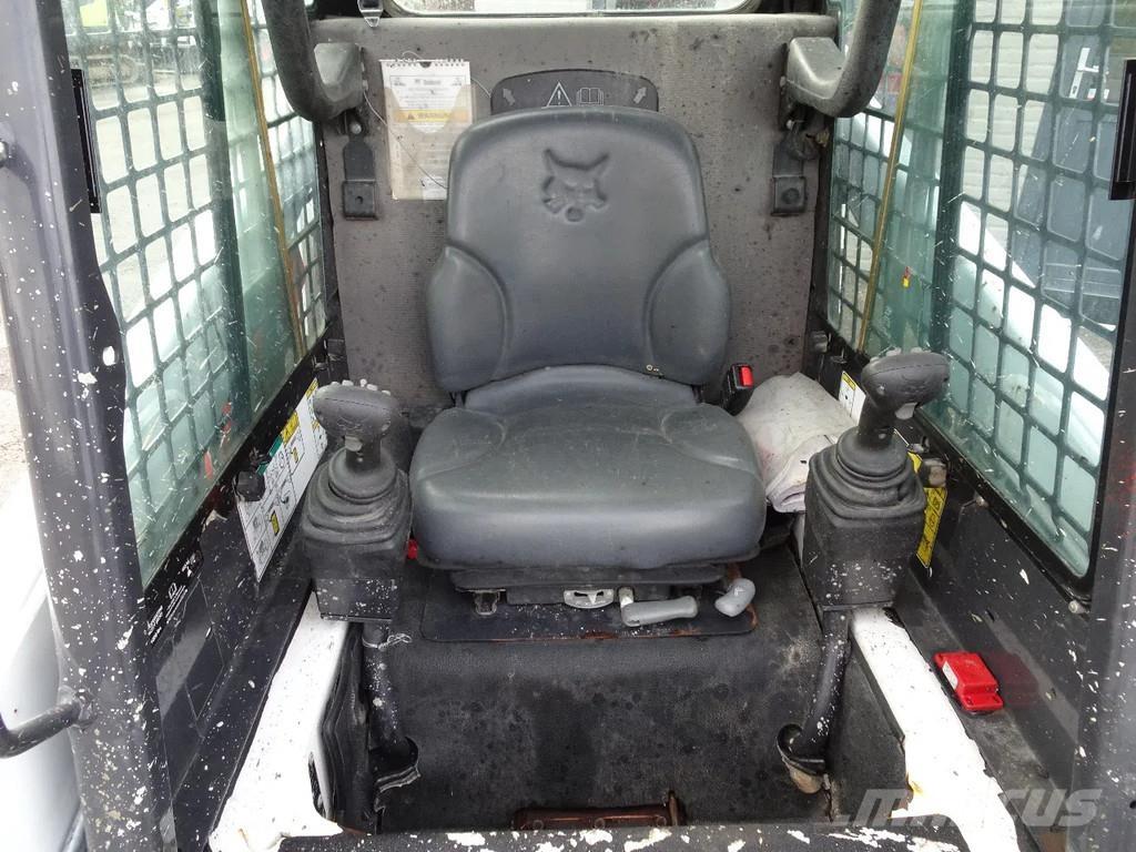 Bobcat S100 Skid steer mini nakladalci