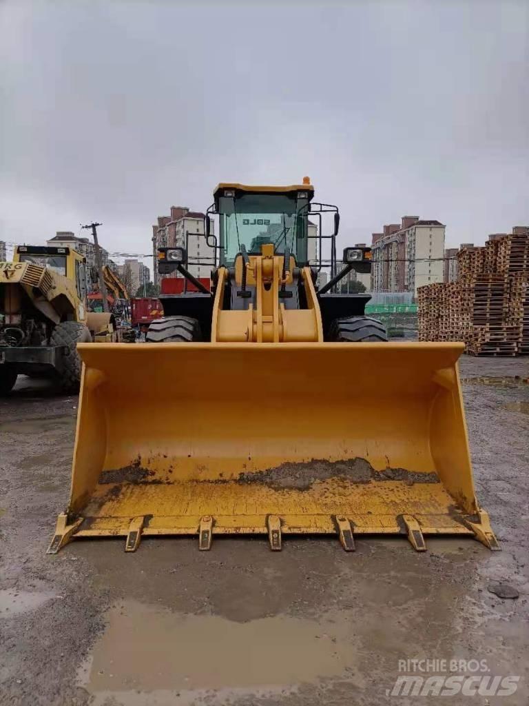 SDLG LG 956 L Kolesni nakladalci