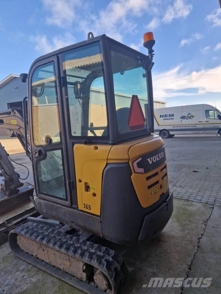 Volvo EC 20 D Mini bagri <7t