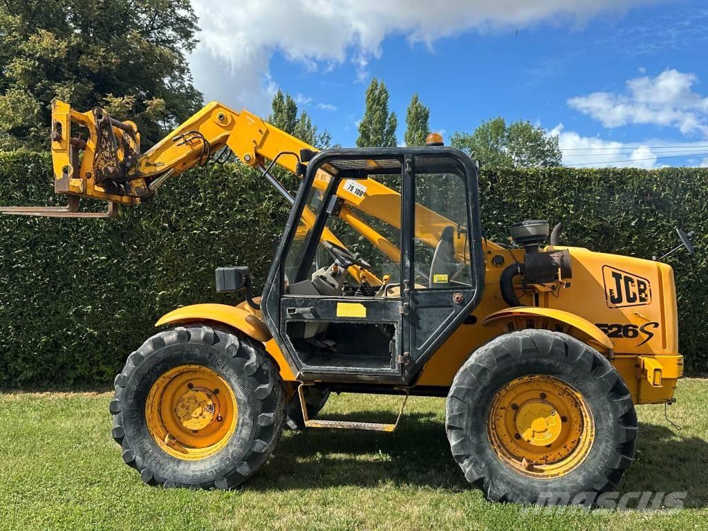 JCB 526 Kmetijski teleskopski nakladalci