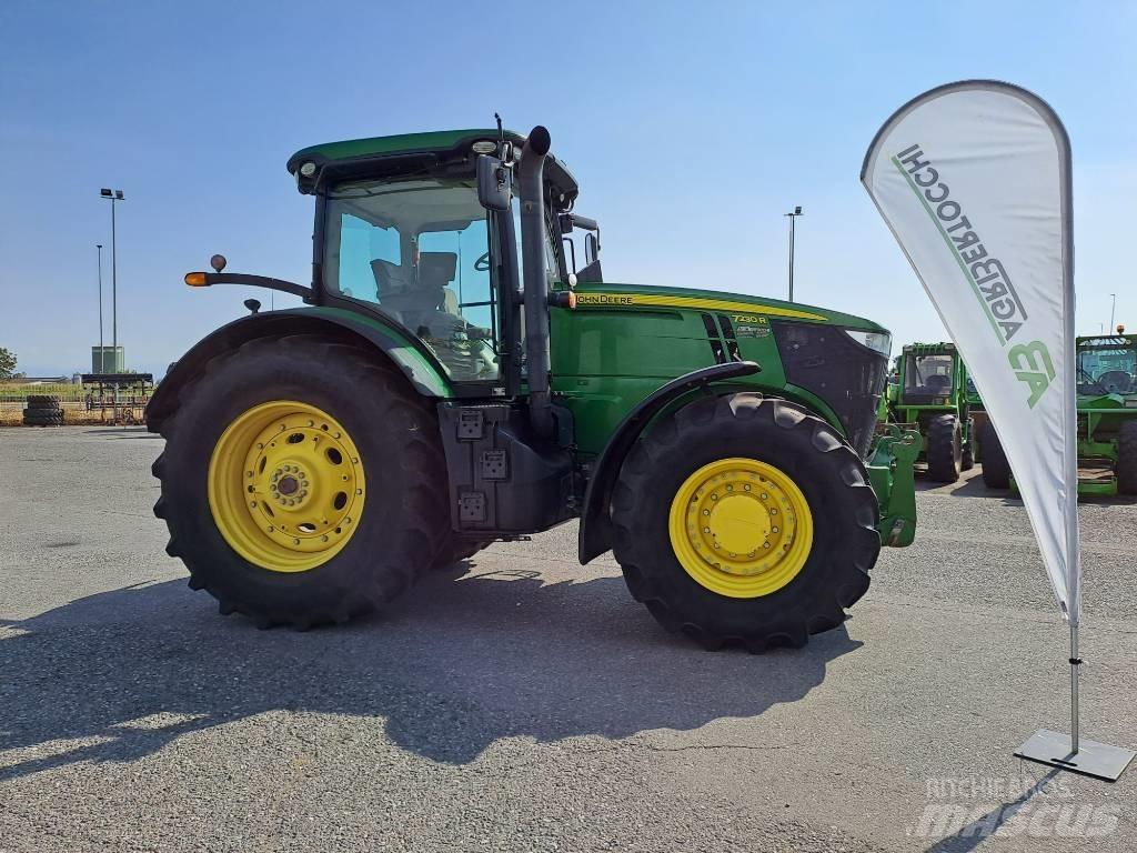John Deere 7230 R Traktorji