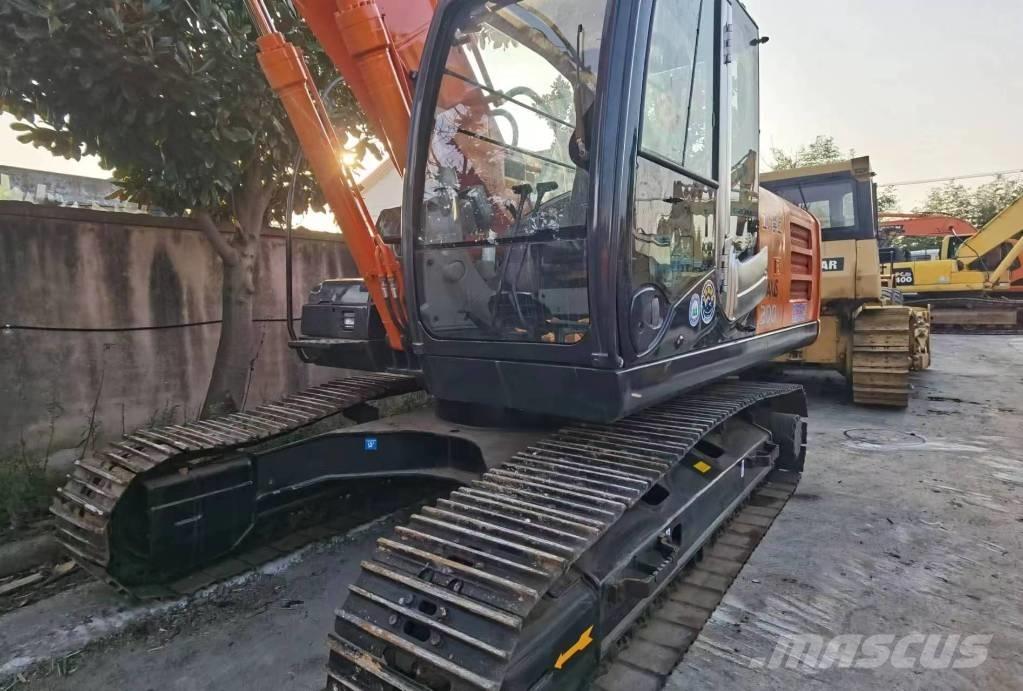 Hitachi ZX 200 Bagri goseničarji