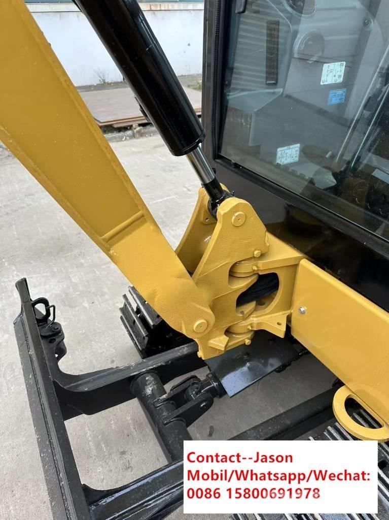 CAT 302 CR Mini bagri <7t