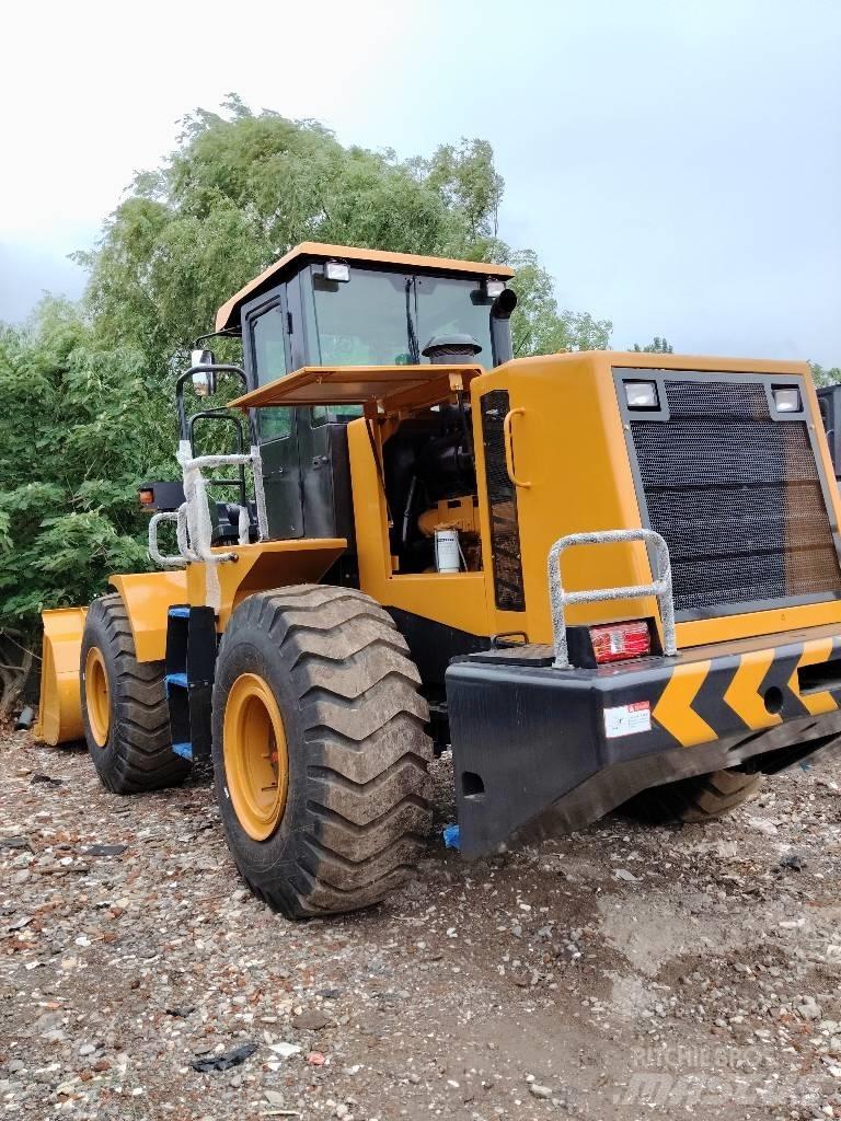 XCMG ZL 50 GN Kolesni nakladalci