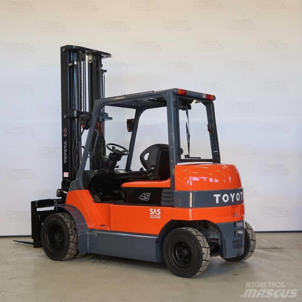Toyota 7FBMF45 Električni viličarji