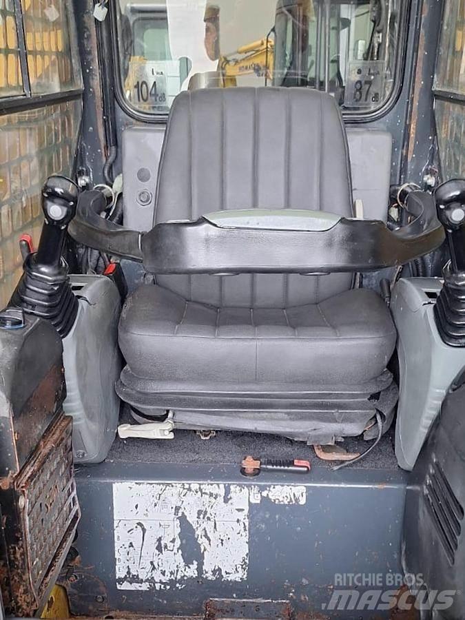 Komatsu CK35 Mini nakladalci