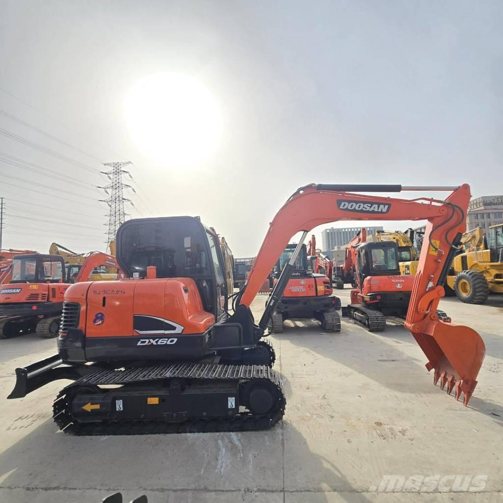 Doosan DX 60 Mini bagri <7t