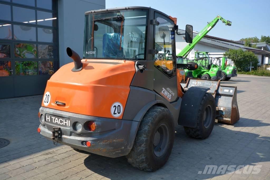 Hitachi ZW 95-6 C Kolesni nakladalci