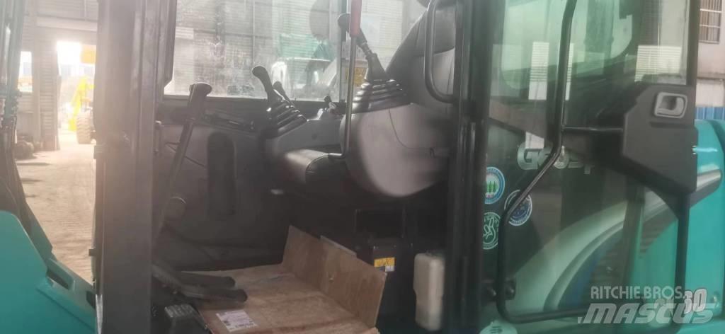 Kobelco 60-8 Bagri goseničarji