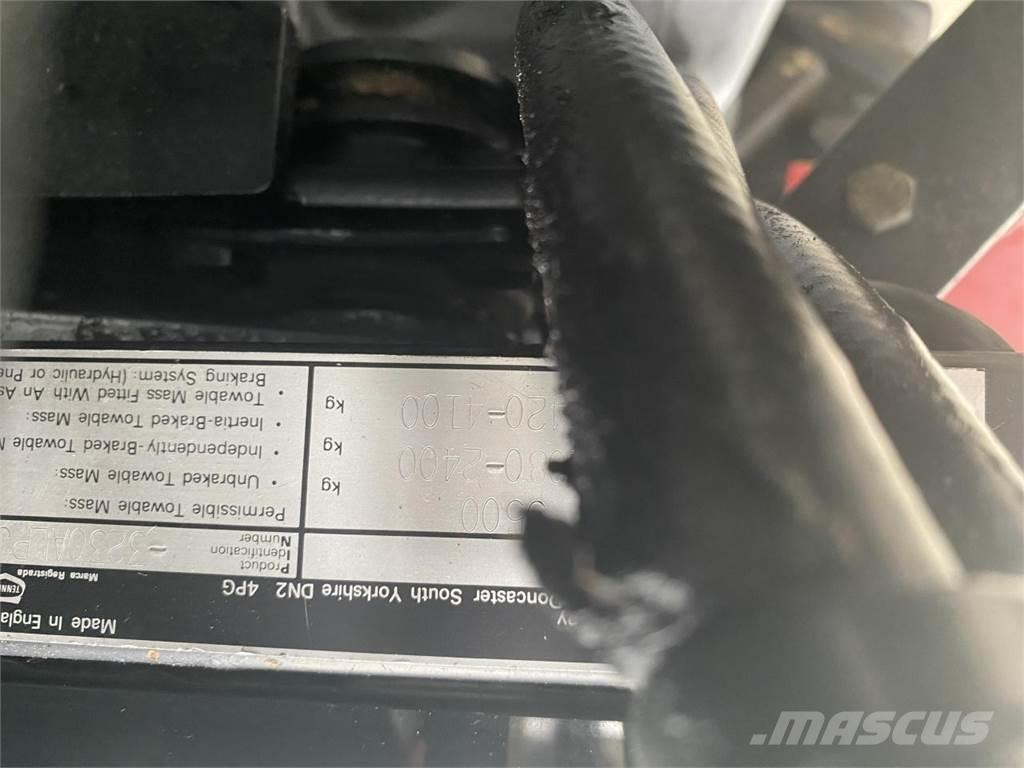 Case IH 3230 Traktorji