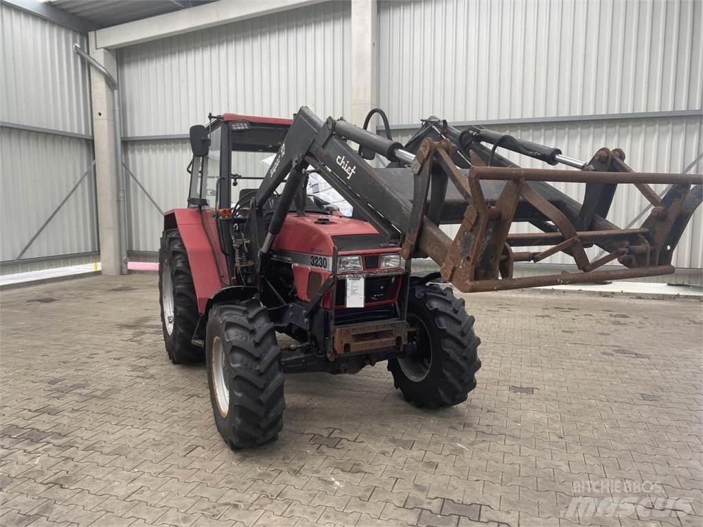 Case IH 3230 Traktorji